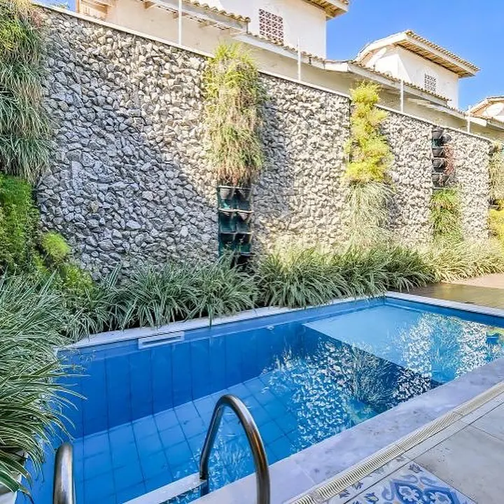 Piscina privativa da Casa 06 em Maresias